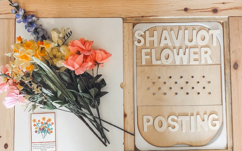 Bamidbar Shovuis 2025: Flags and Flowers – The Oisvorfer Ruv